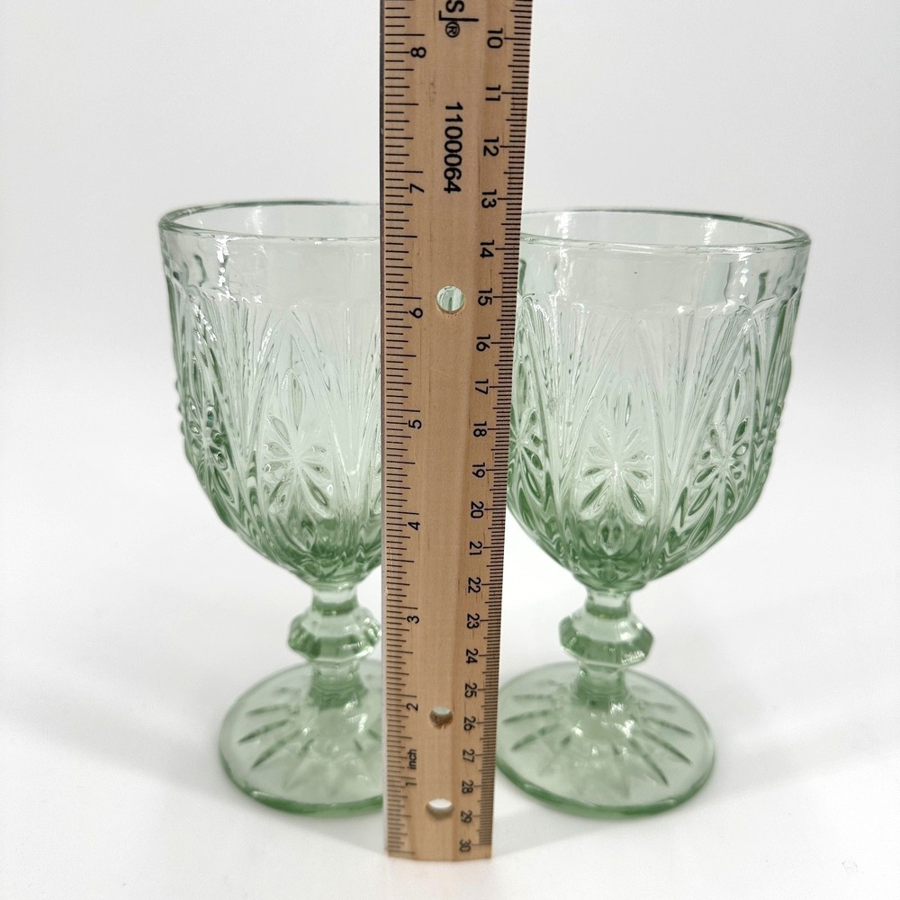 Vintage Green Pressed Glass Goblets (Set of 2) -‎ Mid Century Stemware MCM - Picture 5 of 5